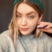 <span  class="uc-style-292384618213" style="font-family:Raleway;color:#000000;">Oliwia Gołębiowska</span>